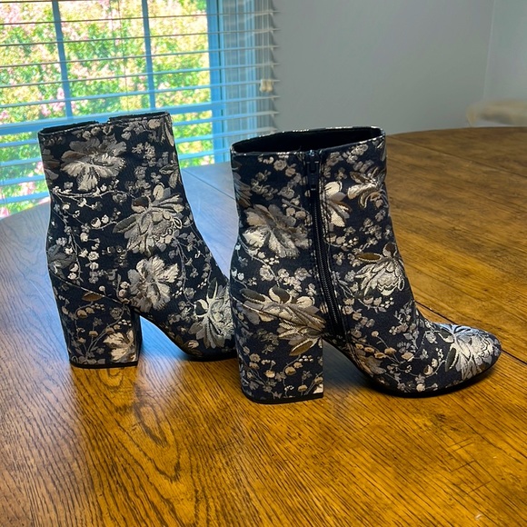 Merona blue/grey/silver short boots 8.5 - Picture 2 of 10